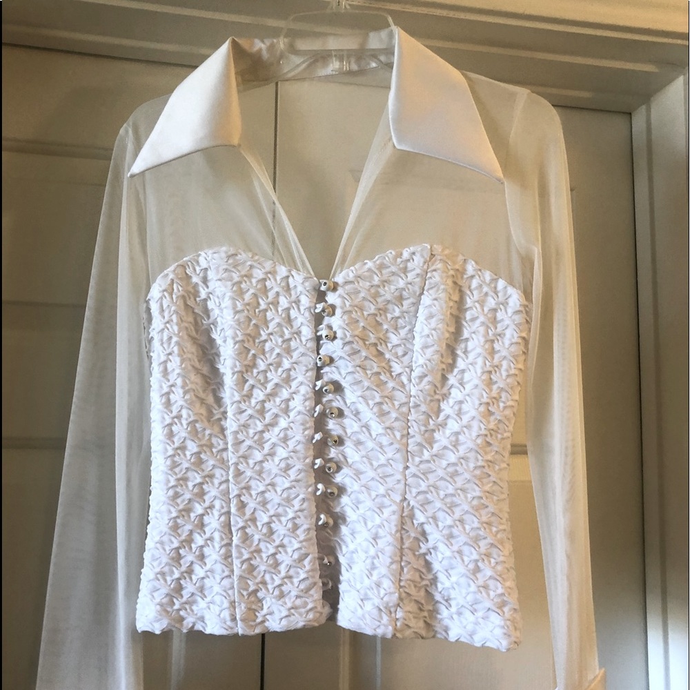 Connected sheer sleeve shirt